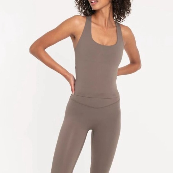 Form Racer Tank - Picture 2 of 6